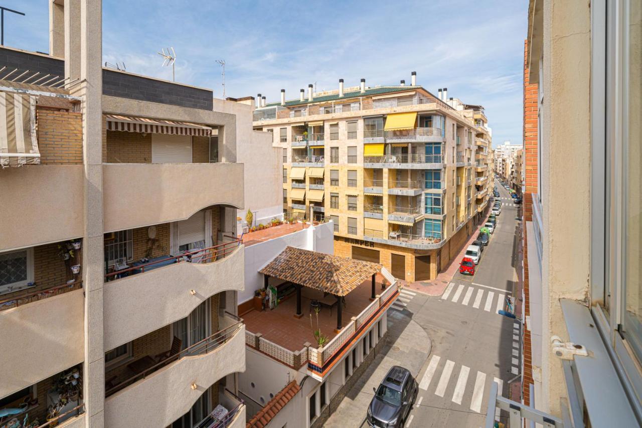 Casa Terra: Apartment 50 Meters From The Beach Torrevieja Exteriör bild
